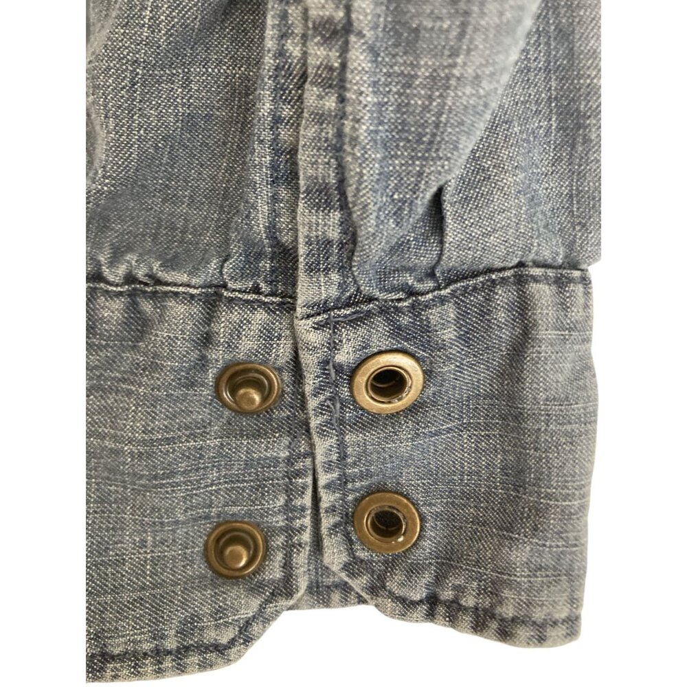 New York & Company Women's Medium Light Blue Snap up Denim Shirt With Epaulettes - Picture 4 of 10